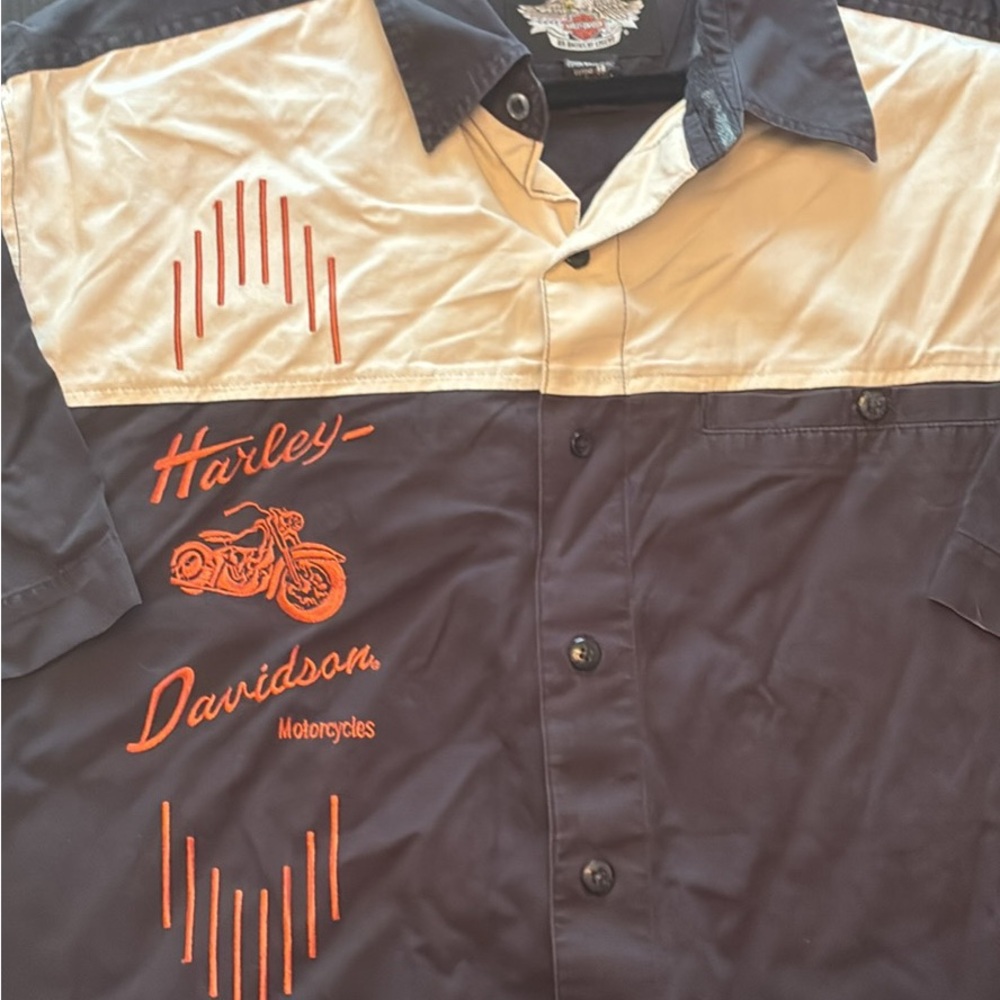 Harley-Davidson Black and Cream Button-Up with Orange Accents